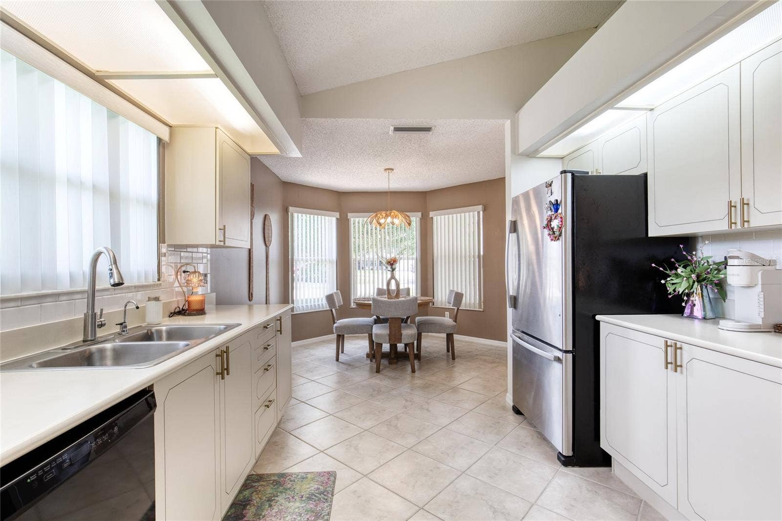 982 BREEZEMONT COURT, Port Orange, FL 32127 982 BREEZEMONT COURT, Port Orange, FL 32127