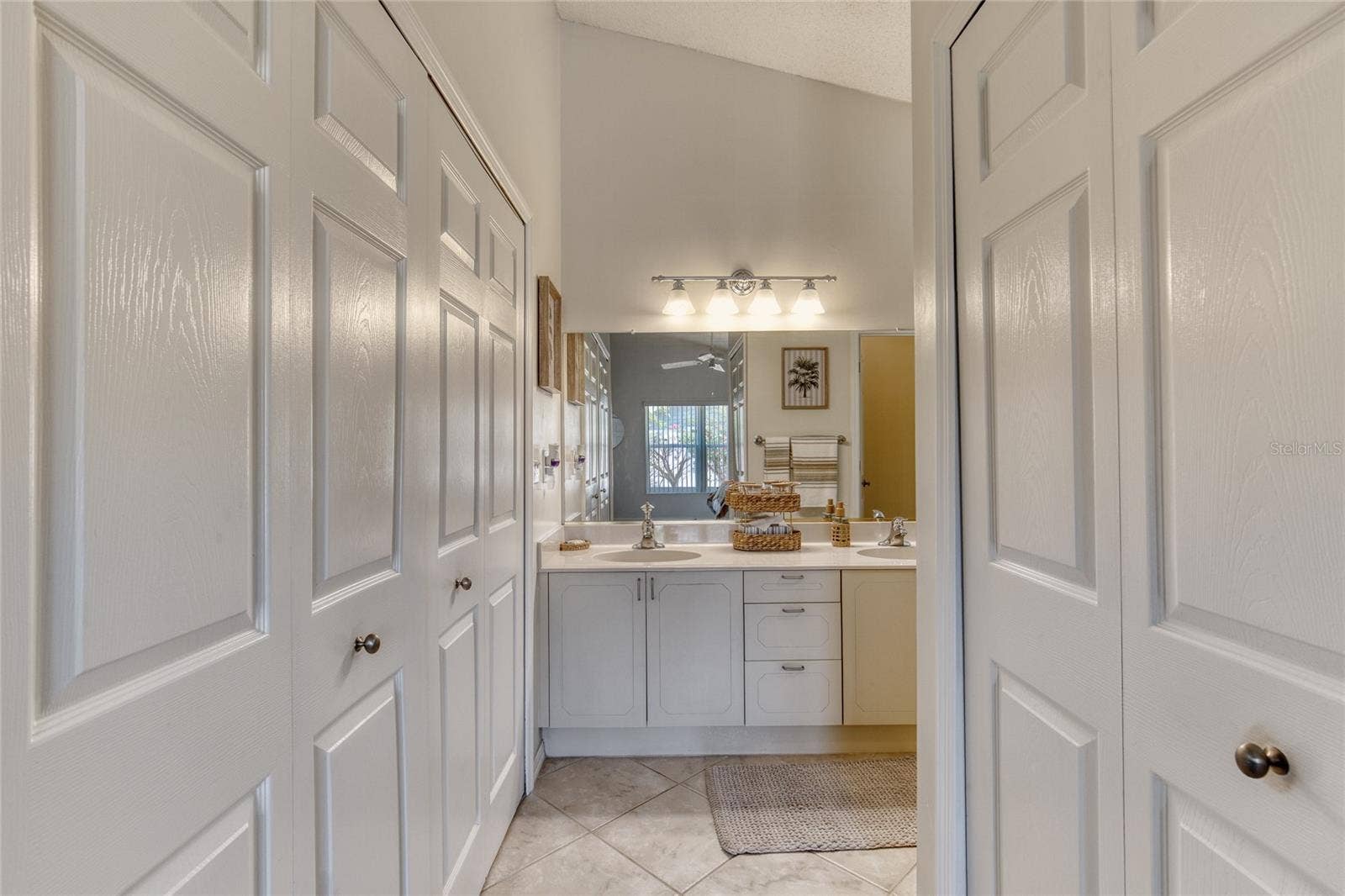 982 BREEZEMONT COURT, Port Orange, FL 32127 982 BREEZEMONT COURT, Port Orange, FL 32127