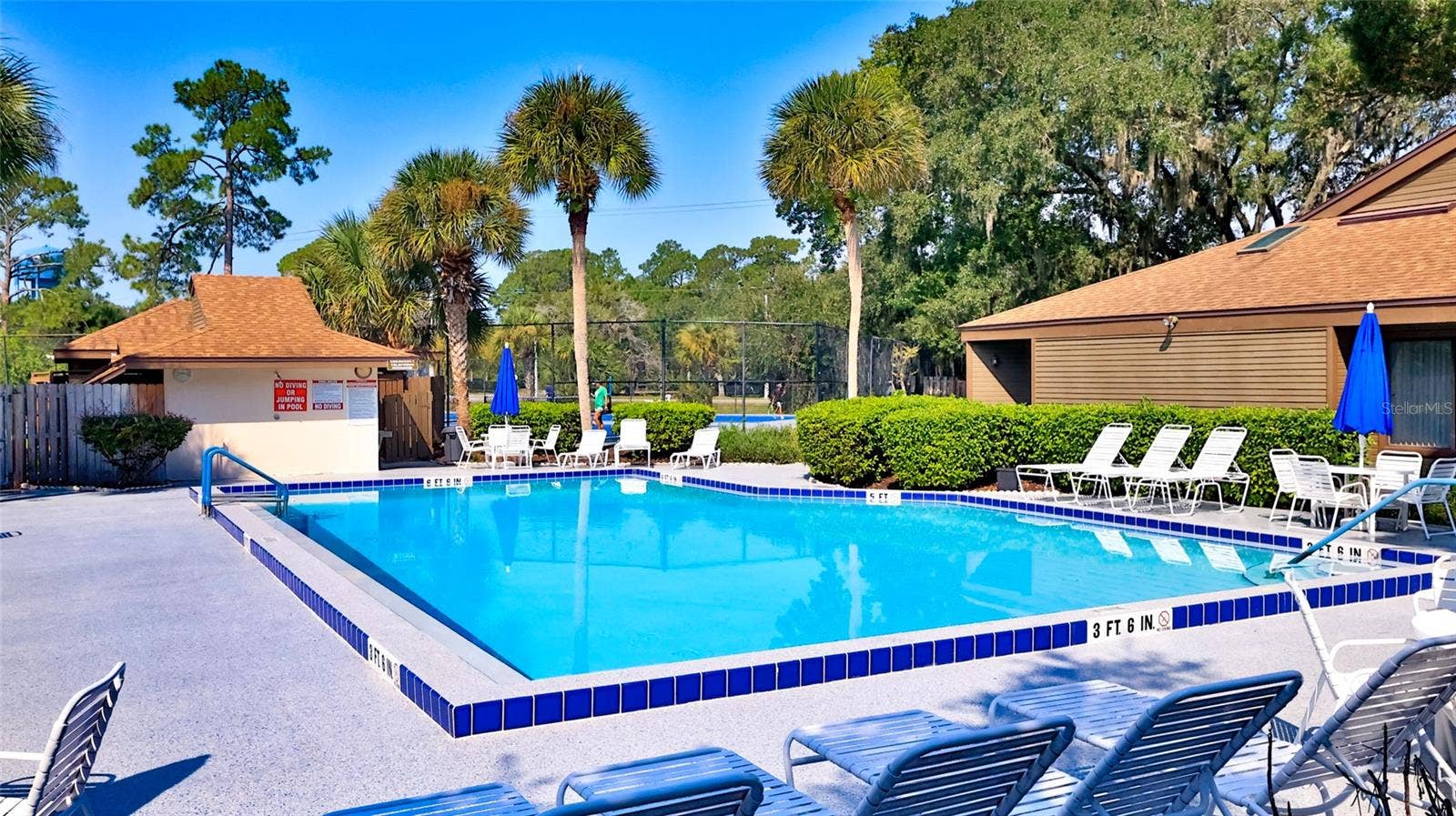 5 SHERBURY COURT, Palm Coast, FL 32137 Community Center Private Pool