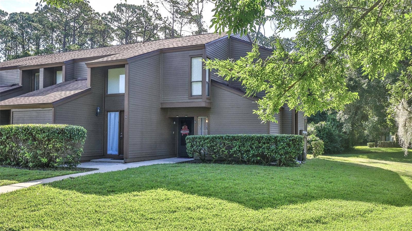 5 SHERBURY COURT, Palm Coast, FL 32137 Side View