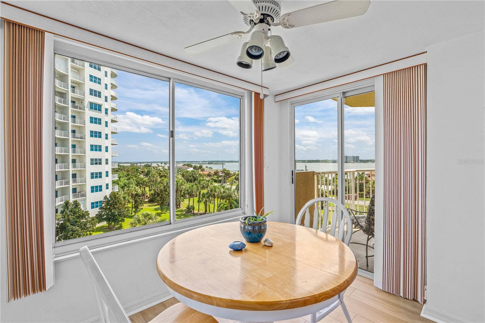 3 OCEANS WEST BOULEVARD, #6C4, Daytona Beach Shores, FL 32118