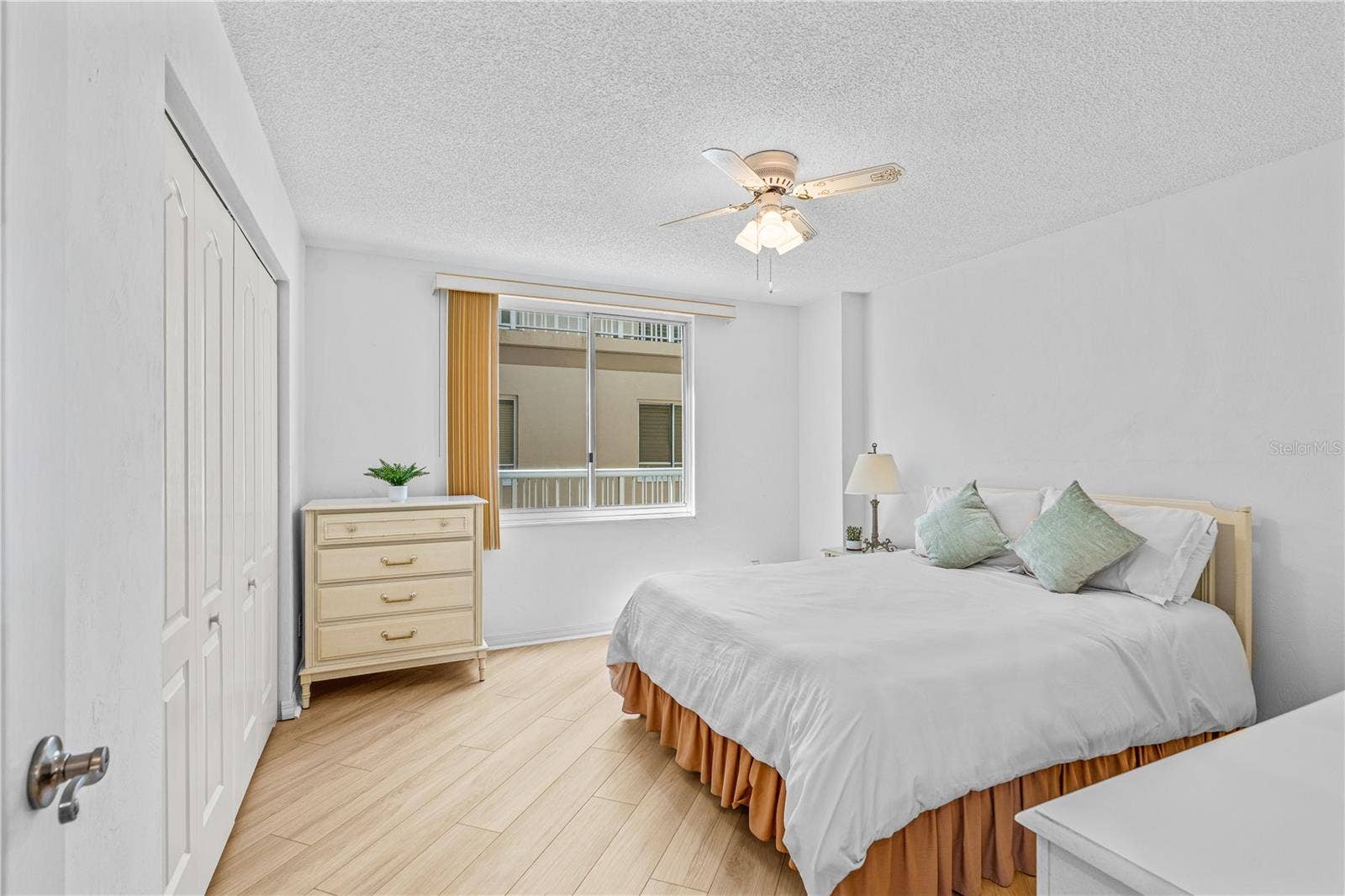 3 OCEANS WEST BOULEVARD, #6C4, Daytona Beach Shores, FL 32118