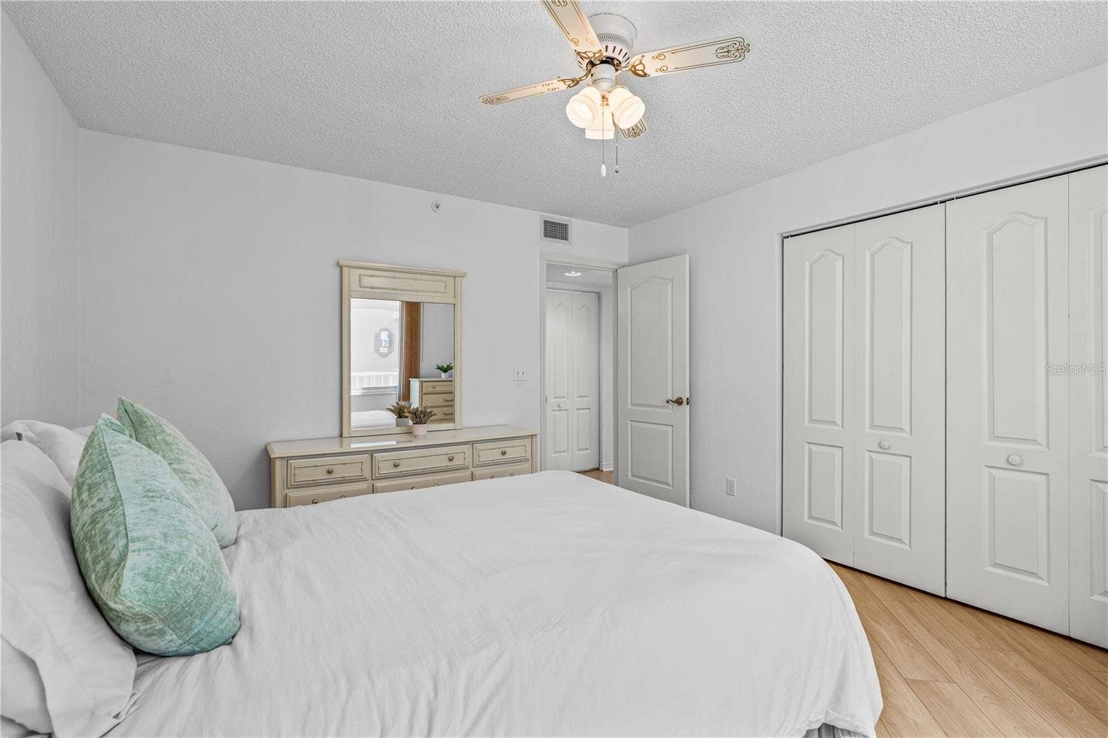 3 OCEANS WEST BOULEVARD, #6C4, Daytona Beach Shores, FL 32118