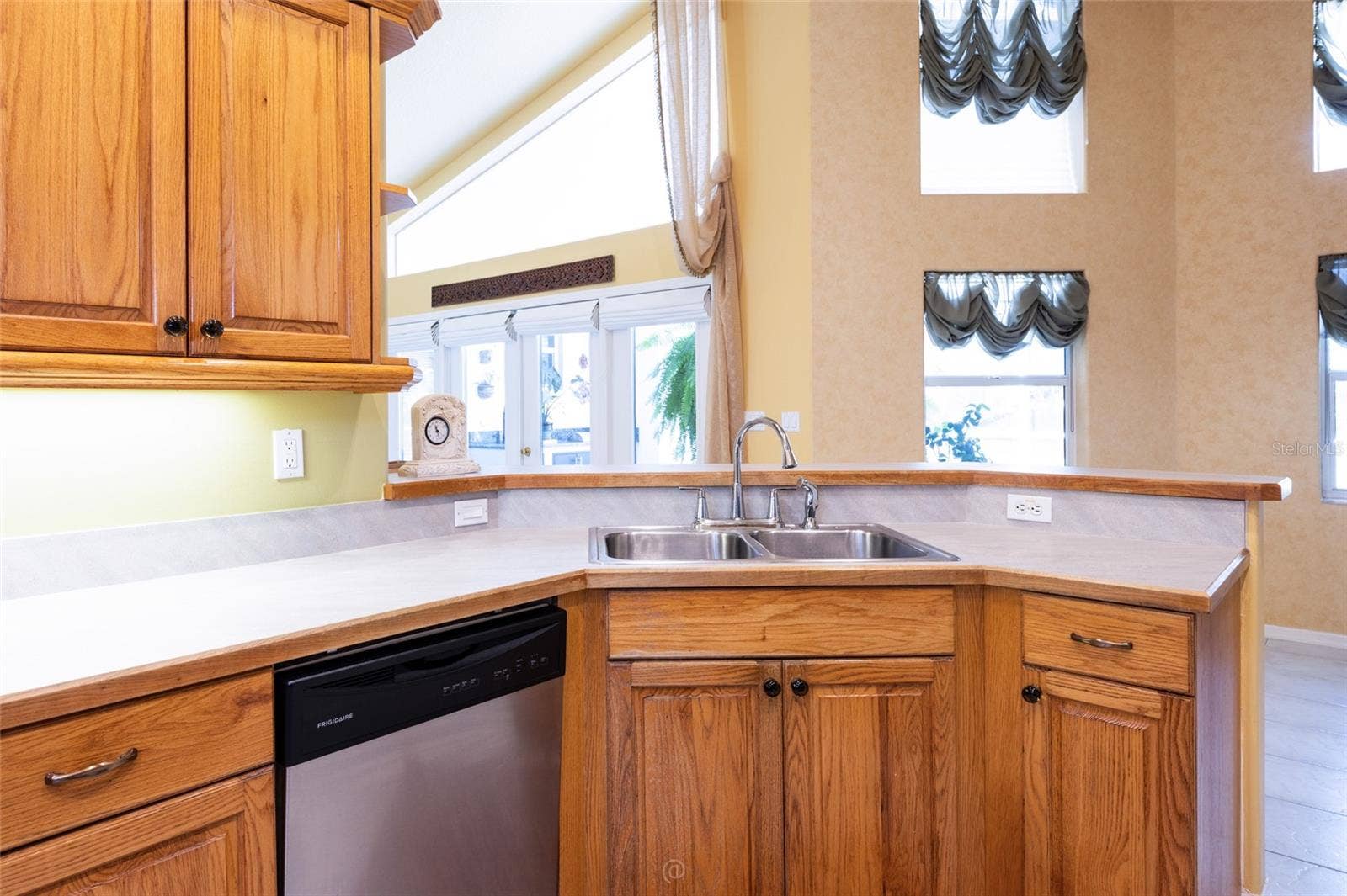 3722 LONGFORD CIRCLE, Ormond Beach, FL 32174 3722 LONGFORD CIRCLE, Ormond Beach, FL 32174
