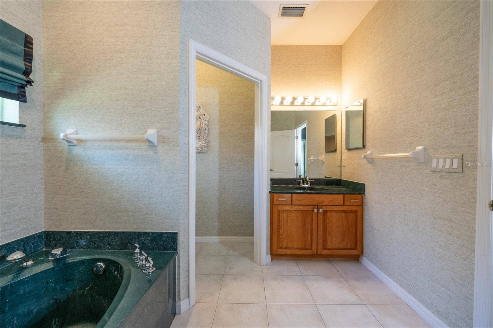 3722 LONGFORD CIRCLE, Ormond Beach, FL 32174 3722 LONGFORD CIRCLE, Ormond Beach, FL 32174