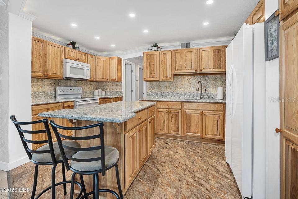 1415 OCEAN SHORE BOULEVARD, #611, Ormond Beach, FL 32176 1415 OCEAN SHORE BOULEVARD, #611, Ormond Beach, FL 32176