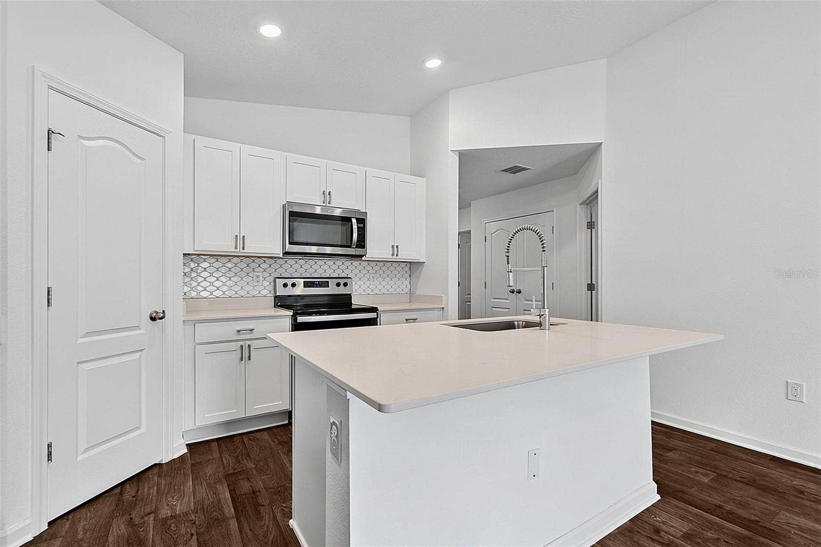 6 PROSPERITY LANE, #B, Palm Coast, FL 32164 6 PROSPERITY LANE, #B, Palm Coast, FL 32164