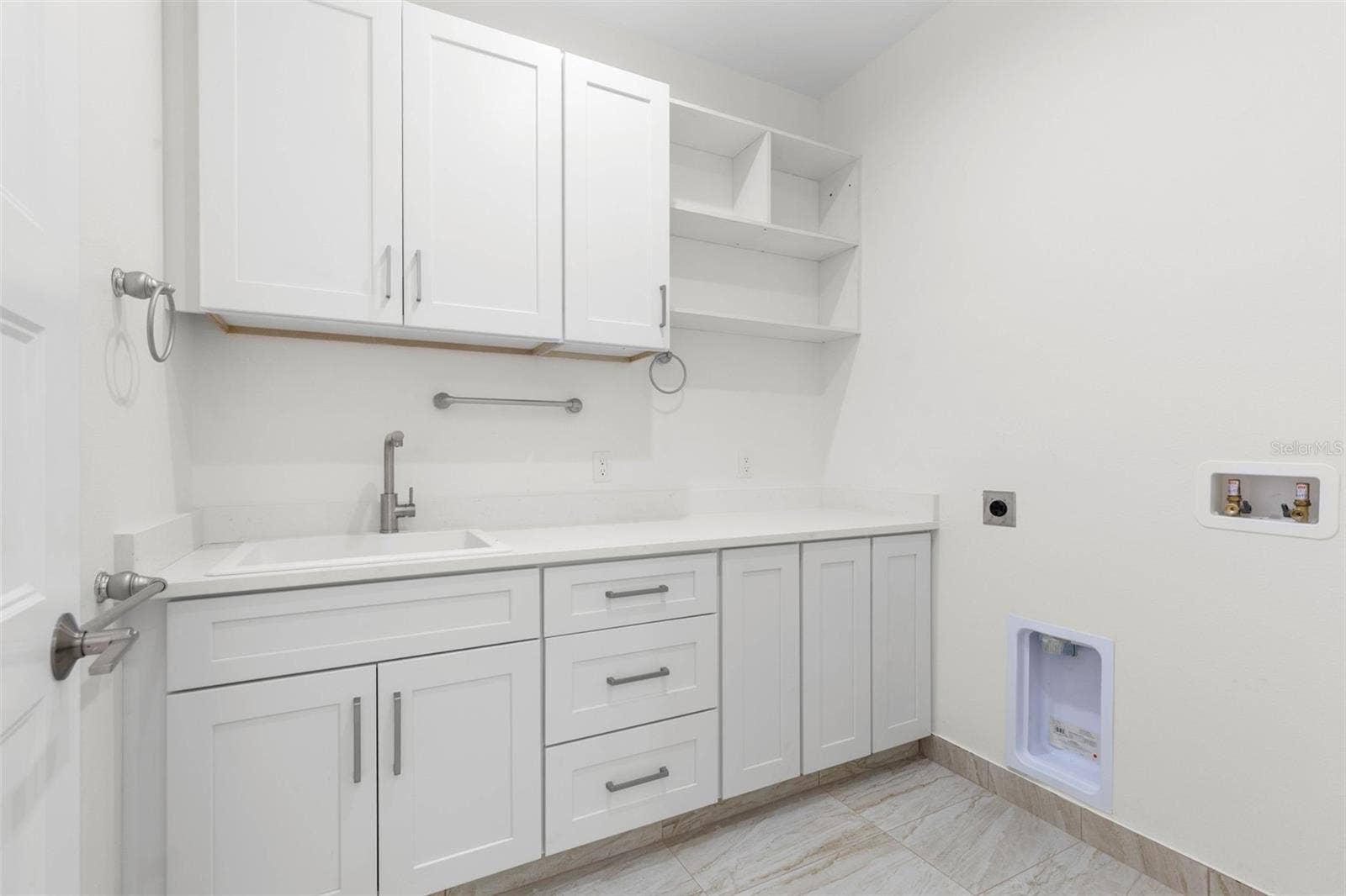 116 LONGVIEW WAY N, Palm Coast, FL 32137 Laundry Room w/Sink