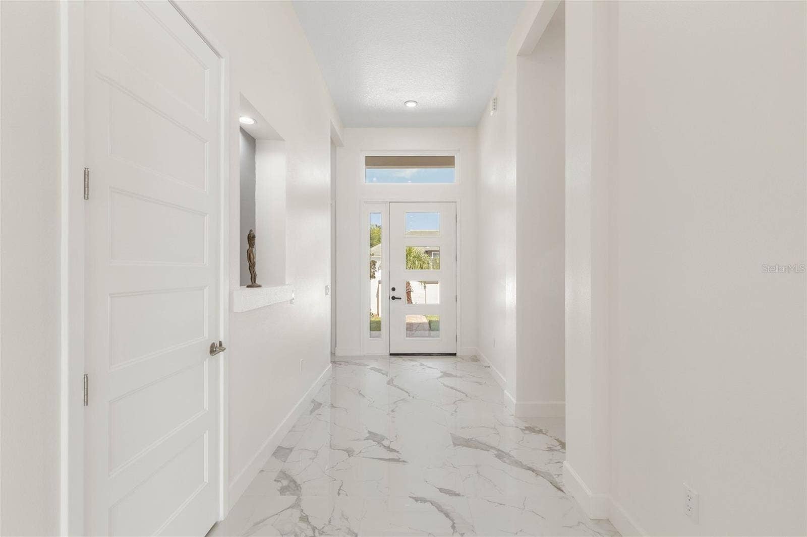 116 LONGVIEW WAY N, Palm Coast, FL 32137 Beautiful Entry Way