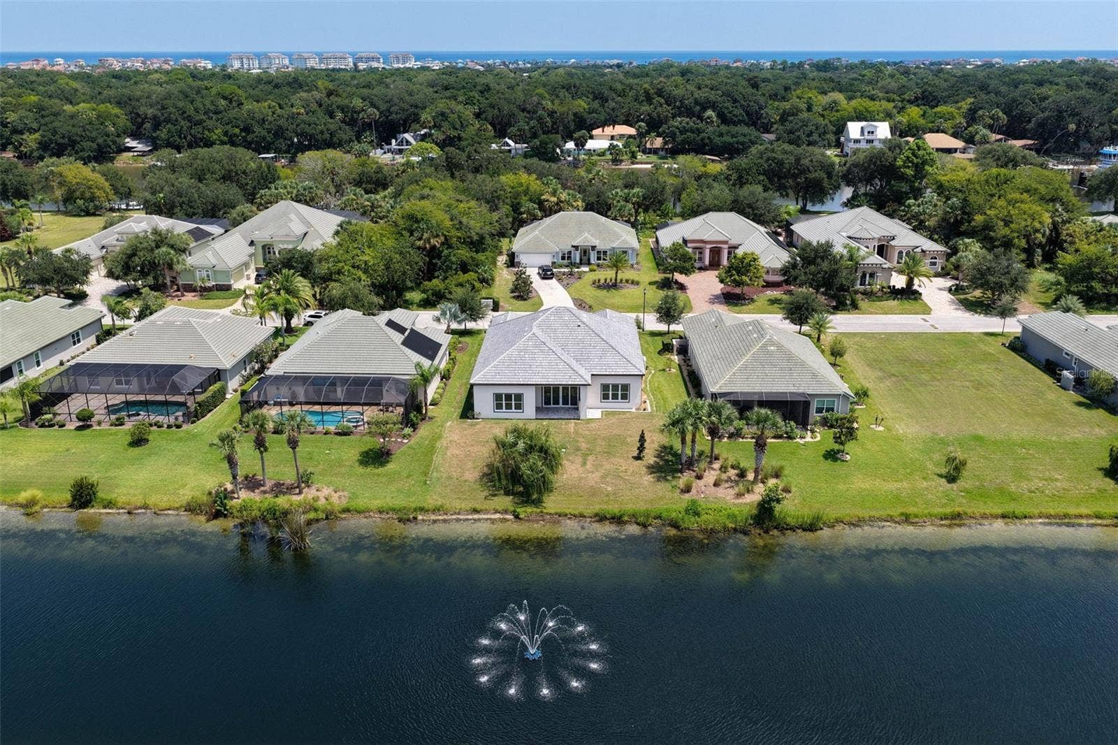 116 LONGVIEW WAY N, Palm Coast, FL 32137 Water & Fountaine View