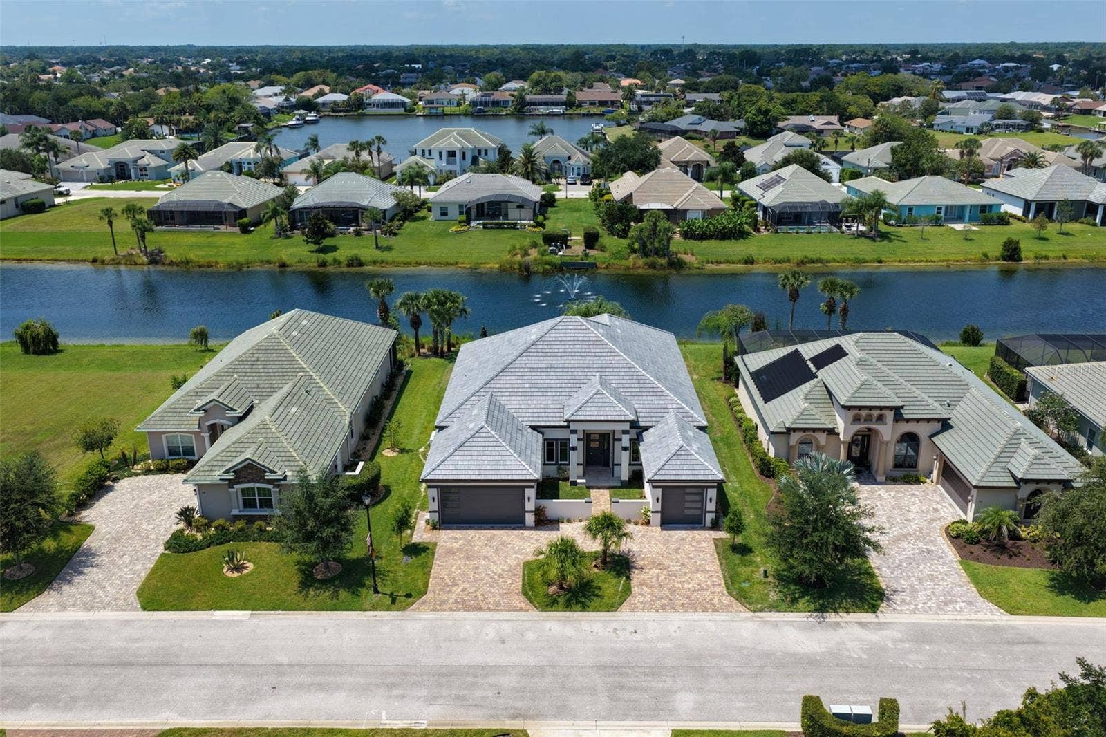 116 LONGVIEW WAY N, Palm Coast, FL 32137 You Could Be HERE!!