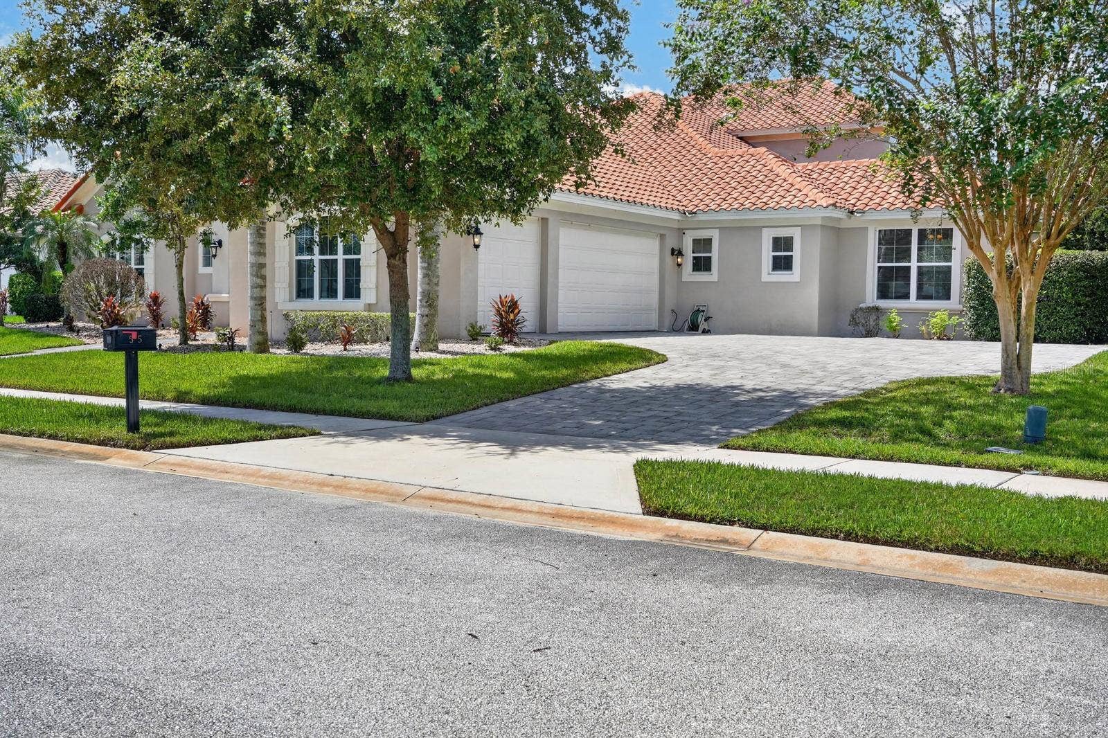55 NEW WATER OAK DRIVE, Palm Coast, FL 32137