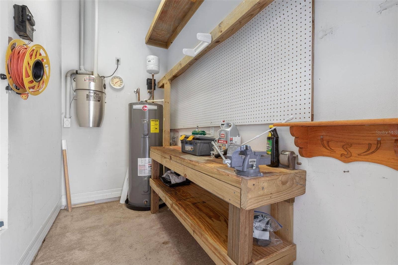 47 CAMBRIDGE TRACE, Ormond Beach, FL 32174 Workshop in Garage