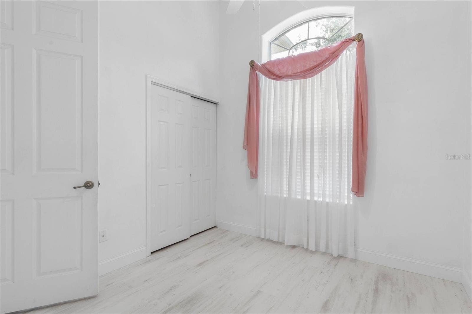 47 CAMBRIDGE TRACE, Ormond Beach, FL 32174 Guest bedroom 2