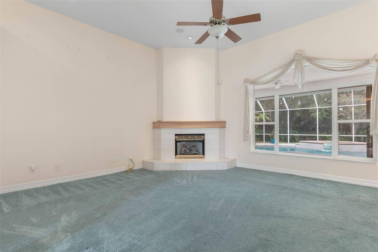 47 CAMBRIDGE TRACE, Ormond Beach, FL 32174 Family Room