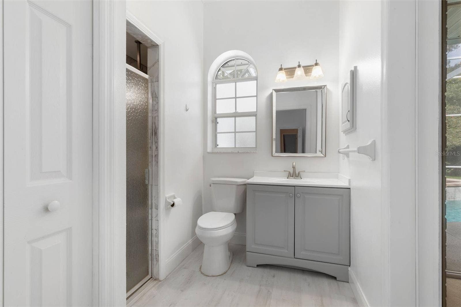 47 CAMBRIDGE TRACE, Ormond Beach, FL 32174 Guest bathroom 3