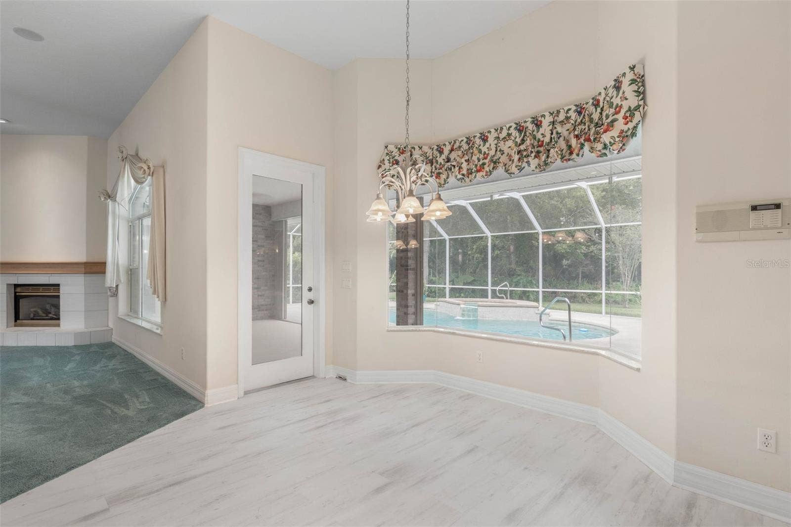 47 CAMBRIDGE TRACE, Ormond Beach, FL 32174 Breakfast room