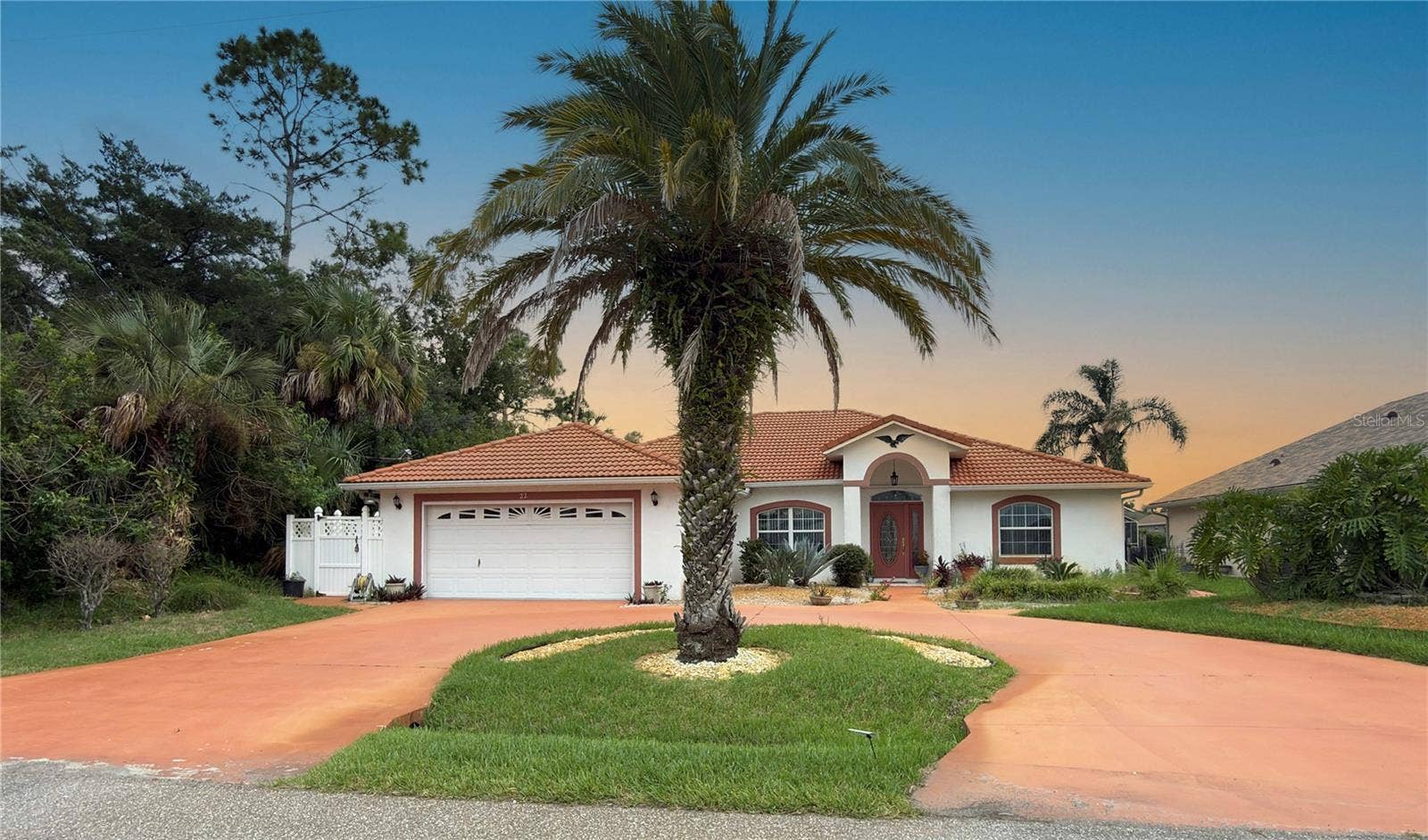 22 COLORADO DRIVE, Palm Coast, FL 32137 U-shaped Driveway