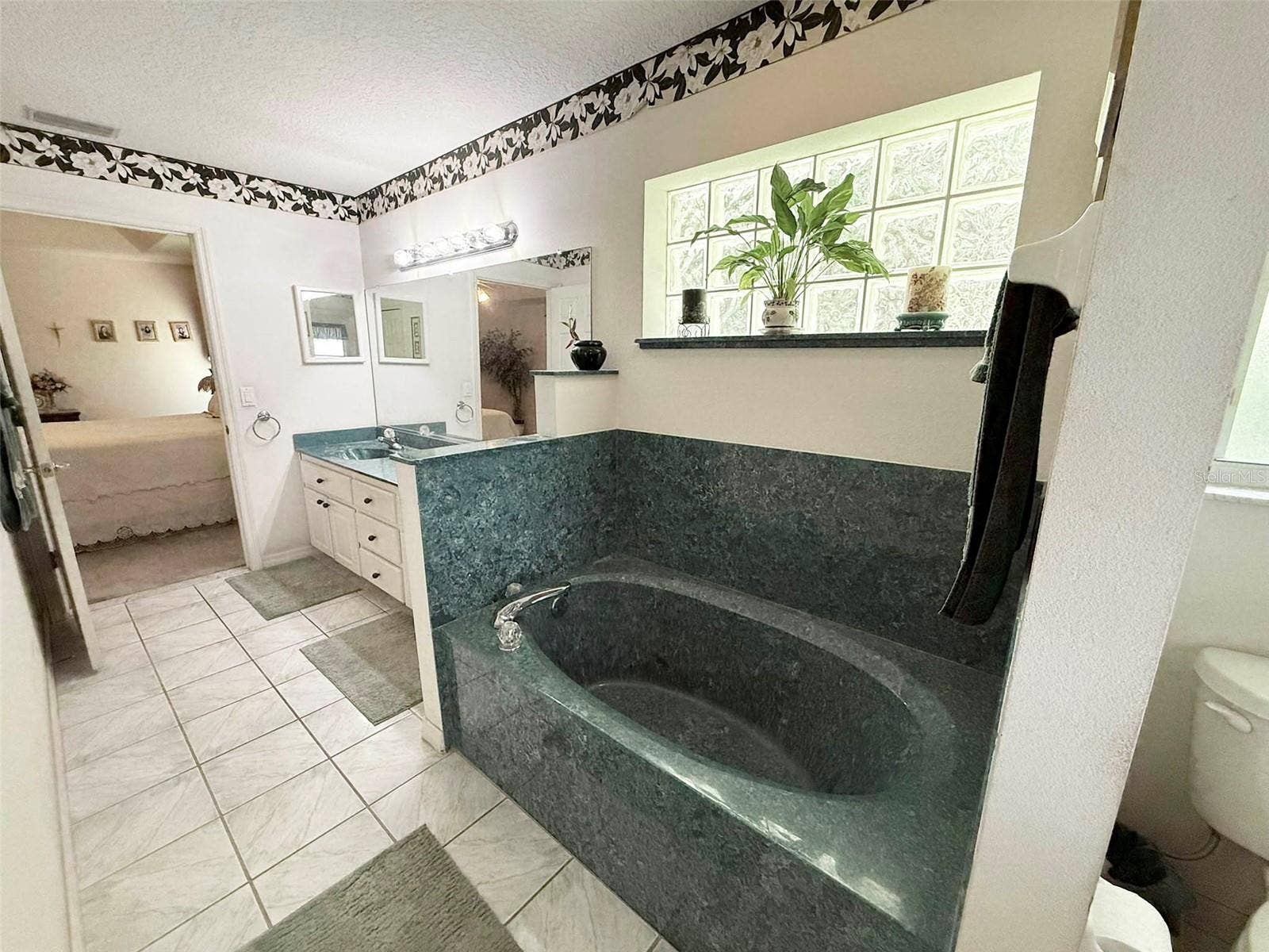 22 COLORADO DRIVE, Palm Coast, FL 32137 Master Bathroom
