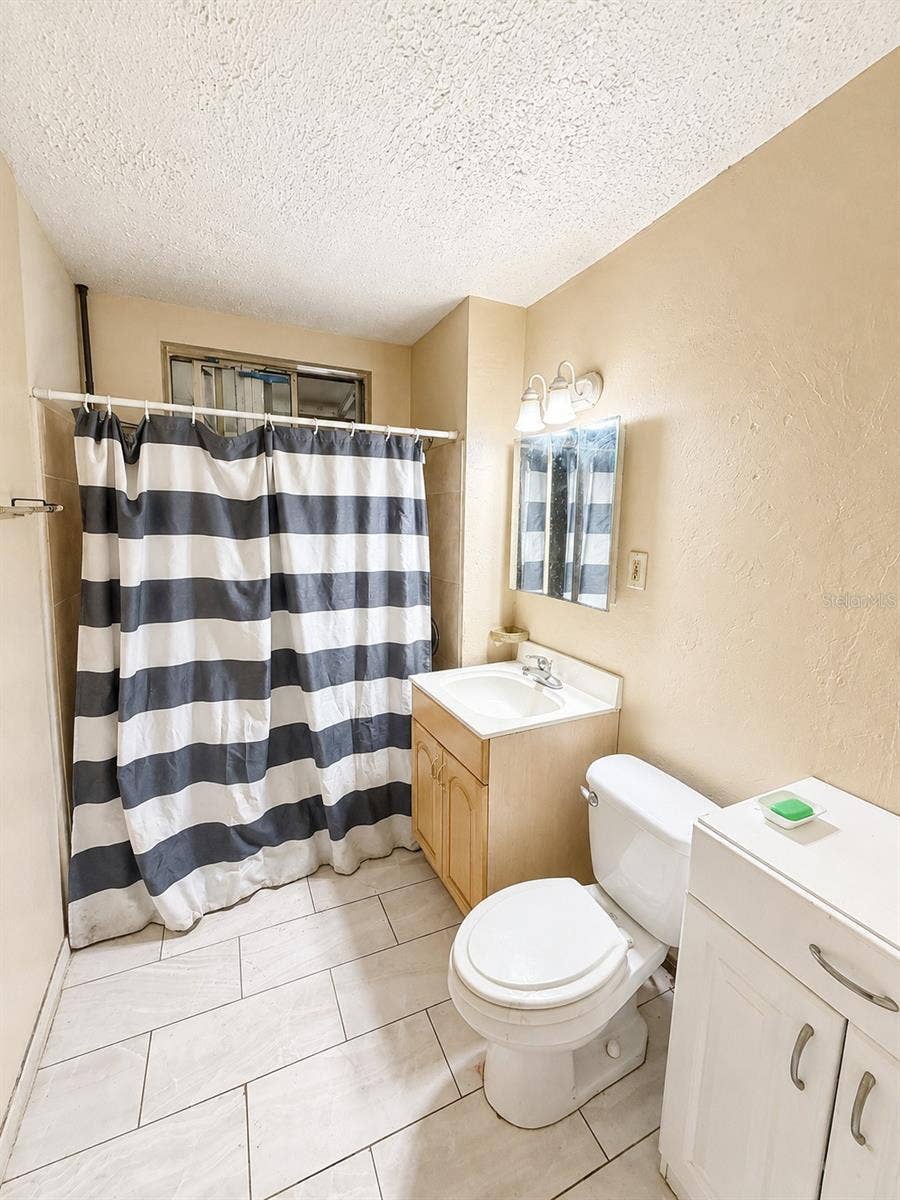 202 SHADY PLACE, Daytona Beach, FL 32114