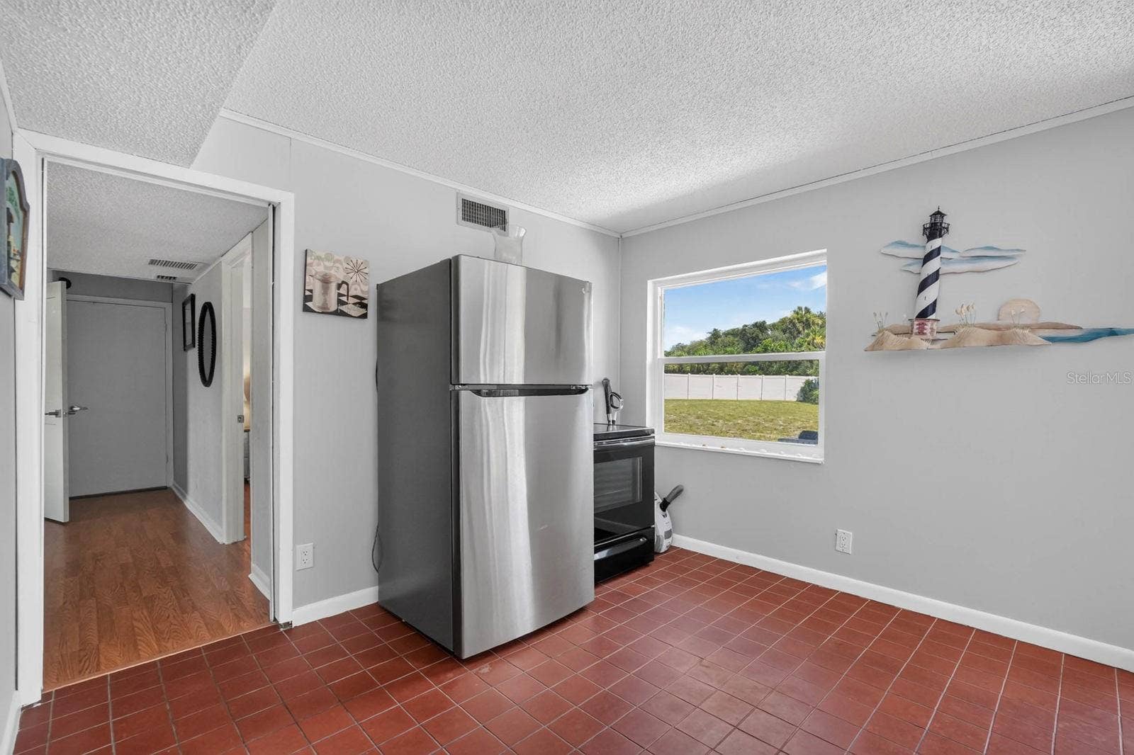 10 TIPPERARY LANE, Ormond Beach, FL 32176 10 TIPPERARY LANE, Ormond Beach, FL 32176