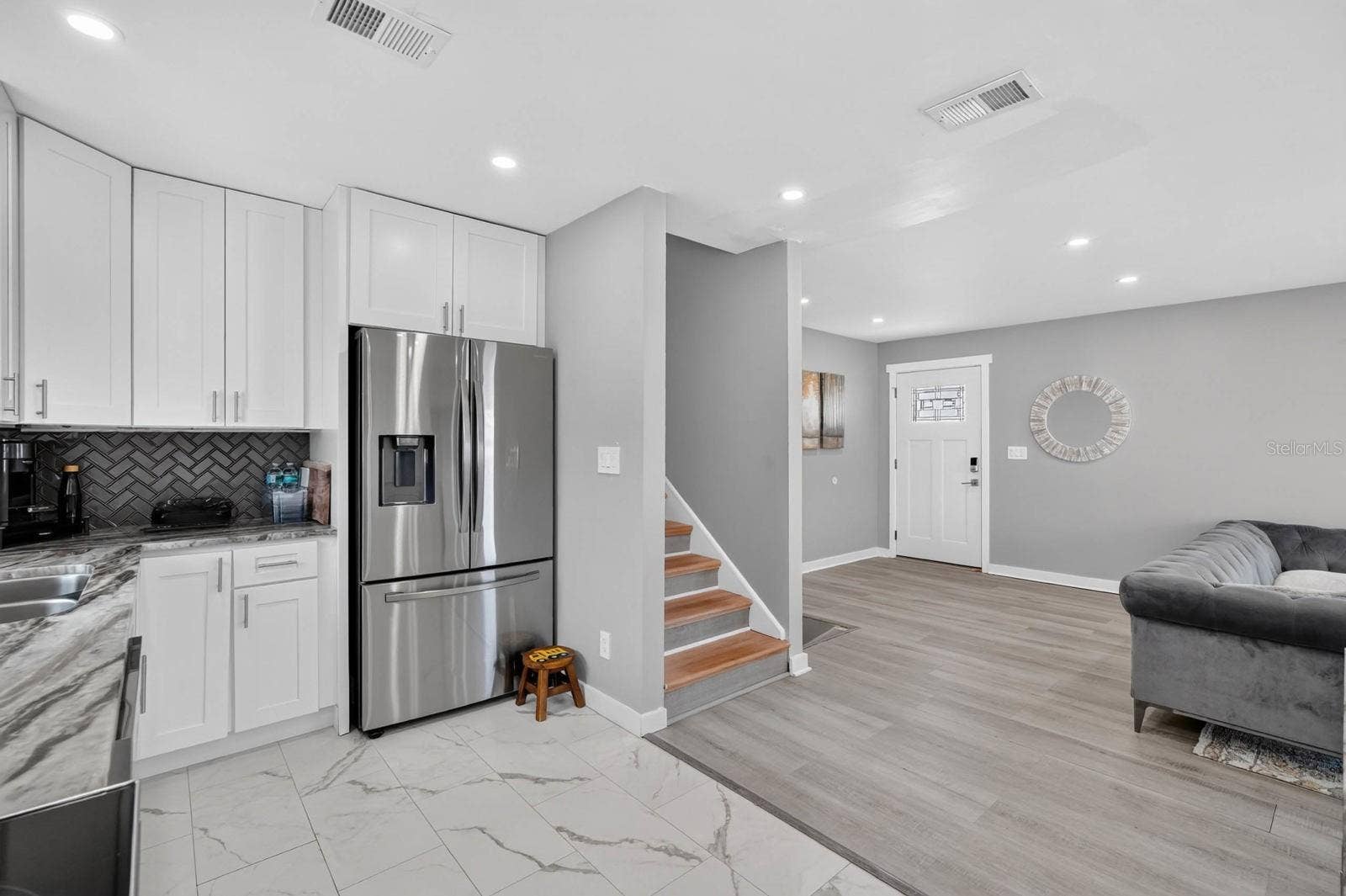 10 TIPPERARY LANE, Ormond Beach, FL 32176 10 TIPPERARY LANE, Ormond Beach, FL 32176