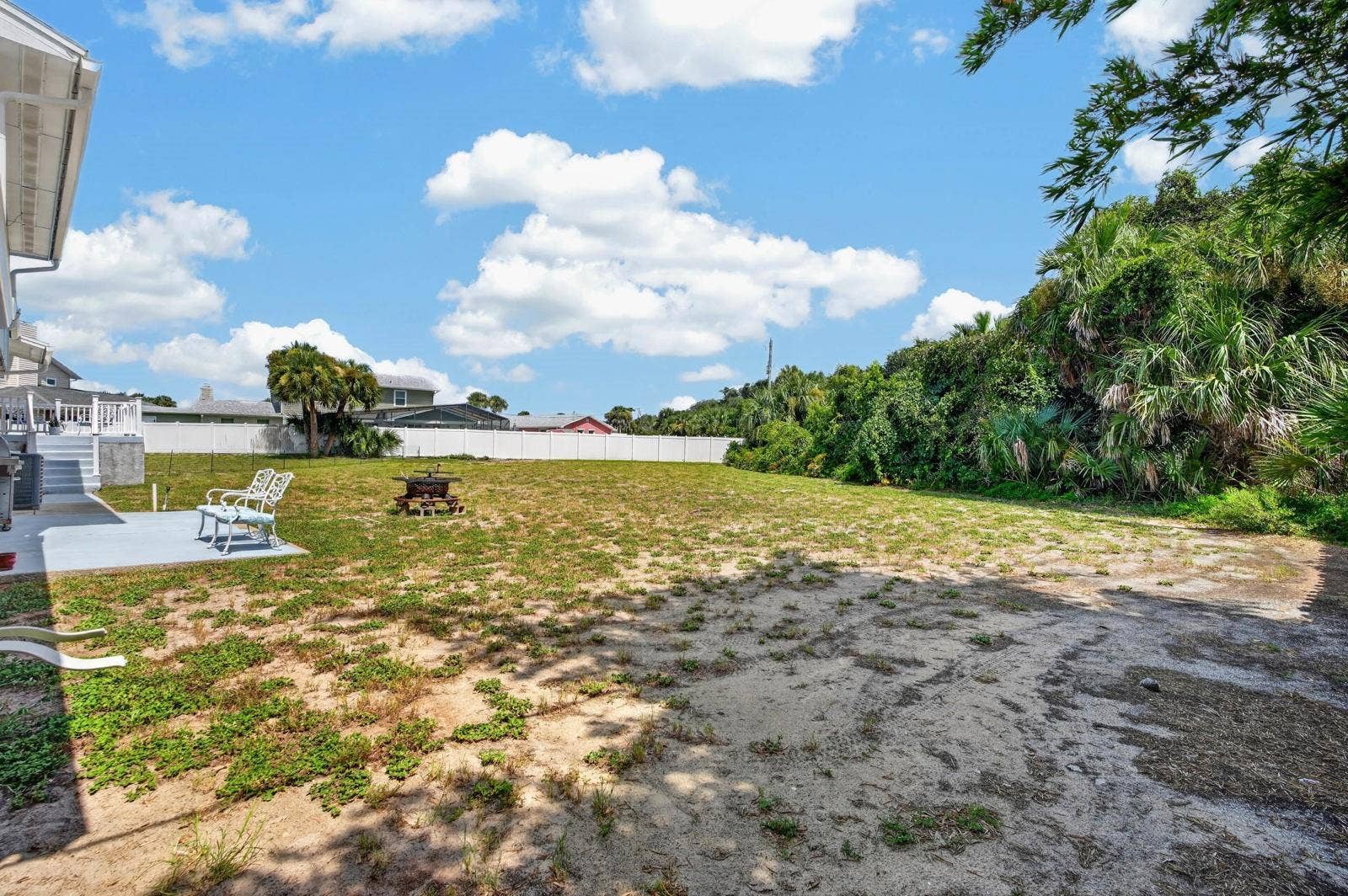 10 TIPPERARY LANE, Ormond Beach, FL 32176 10 TIPPERARY LANE, Ormond Beach, FL 32176