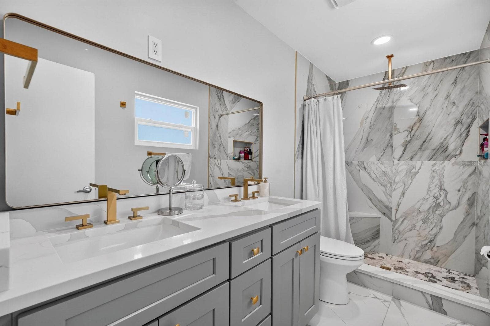 10 TIPPERARY LANE, Ormond Beach, FL 32176 10 TIPPERARY LANE, Ormond Beach, FL 32176