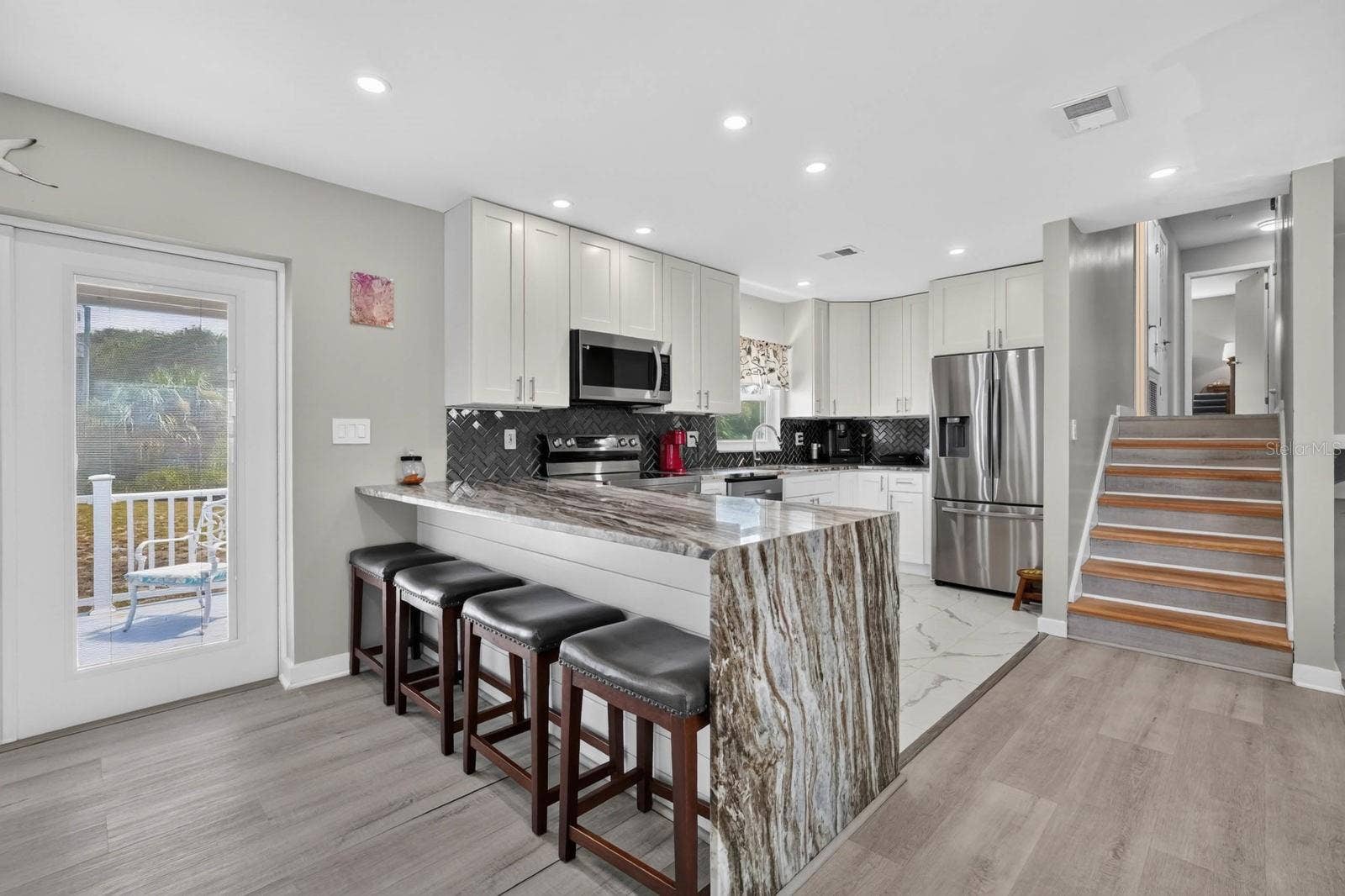 10 TIPPERARY LANE, Ormond Beach, FL 32176 10 TIPPERARY LANE, Ormond Beach, FL 32176