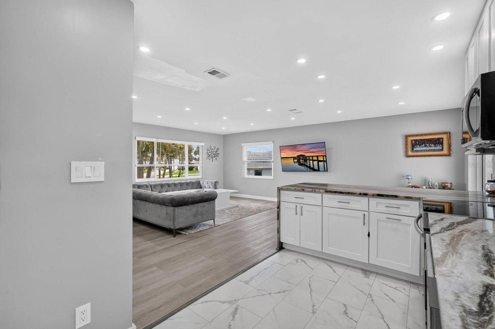 10 TIPPERARY LANE, Ormond Beach, FL 32176 10 TIPPERARY LANE, Ormond Beach, FL 32176
