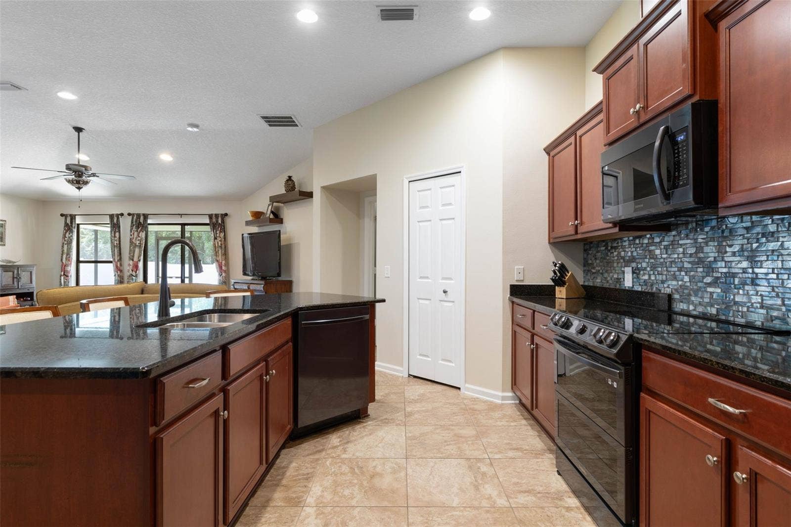 164 TUSCANY BEND STREET, Daytona Beach, FL 32117