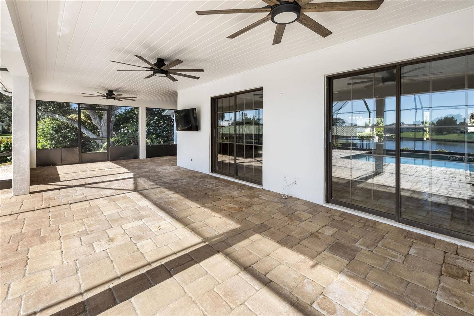 64 FLEMING COURT, Palm Coast, FL 32137