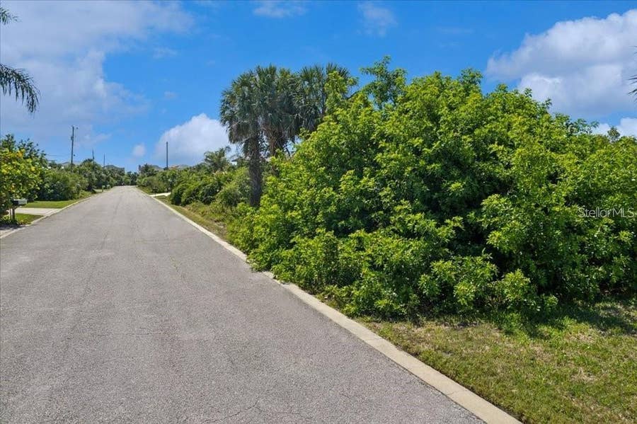 Property photo for 16 MAHOE DRIVE N, Palm Coast, FL