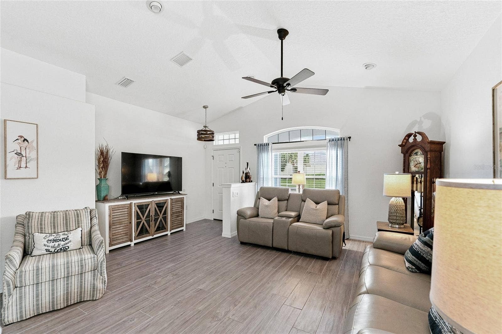 91 PARK PLACE CIRCLE, Palm Coast, FL 32164