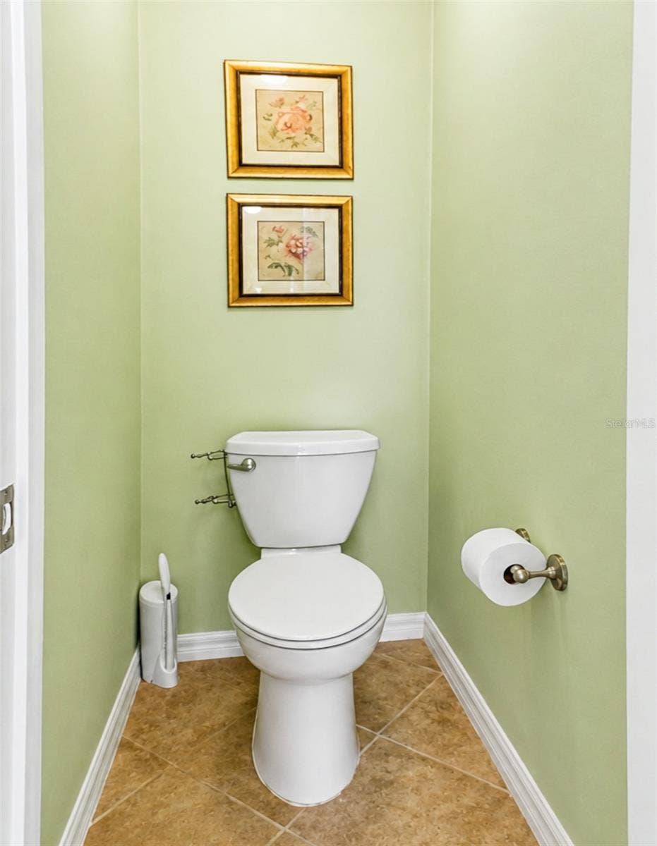 38 PRINCESS ROSE DRIVE, Palm Coast, FL 32164 Primary Bathroom Water Closet