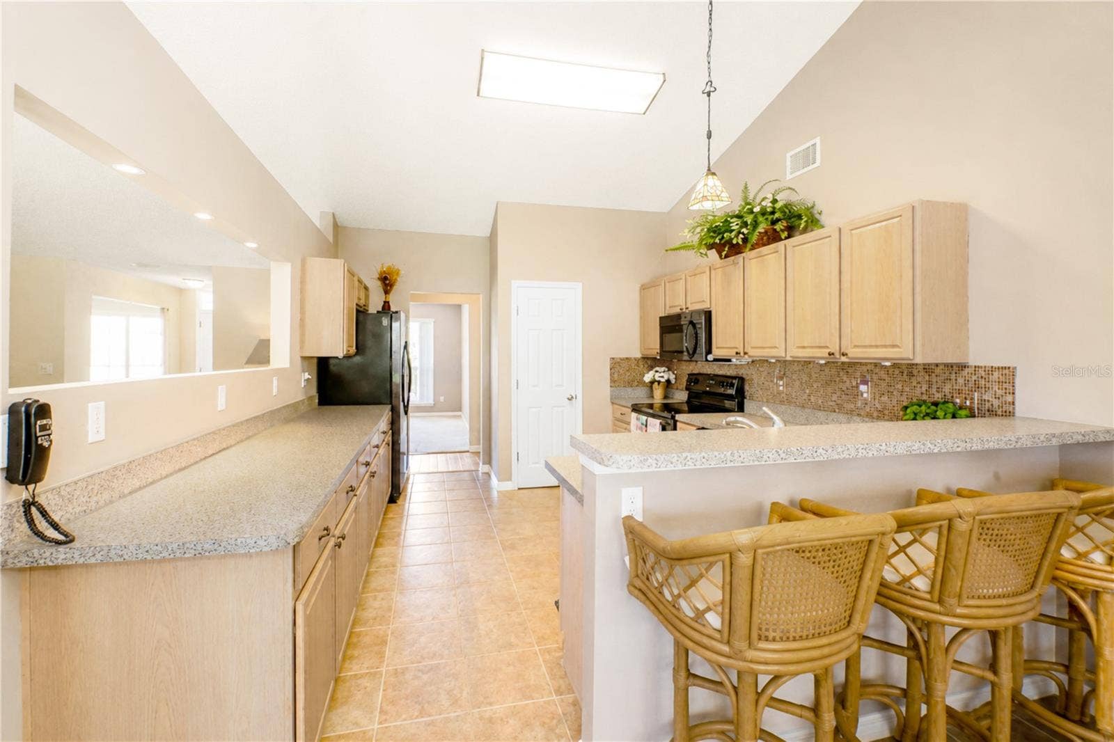 38 PRINCESS ROSE DRIVE, Palm Coast, FL 32164 Kitchen view from the Breakfast Nook