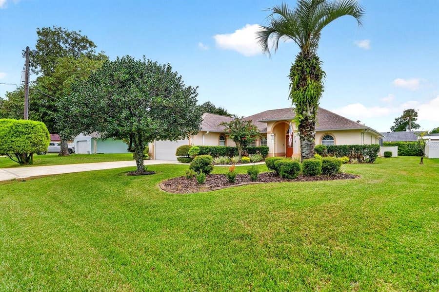Property photo for 49 FORTUNE LANE, Palm Coast, FL