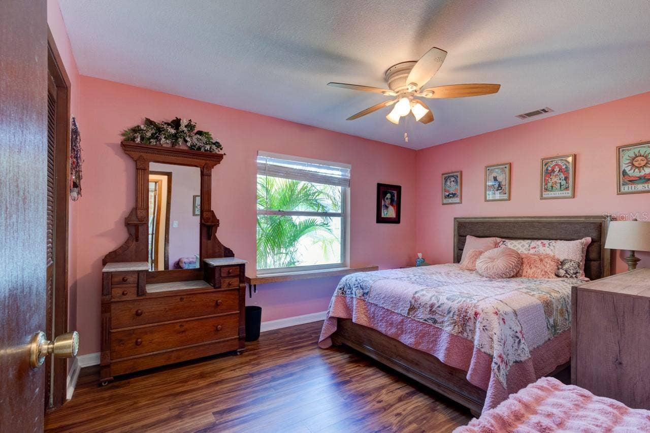 16 LAUREL OAKS CIRCLE, Ormond Beach, FL 32174 16 LAUREL OAKS CIRCLE, Ormond Beach, FL 32174