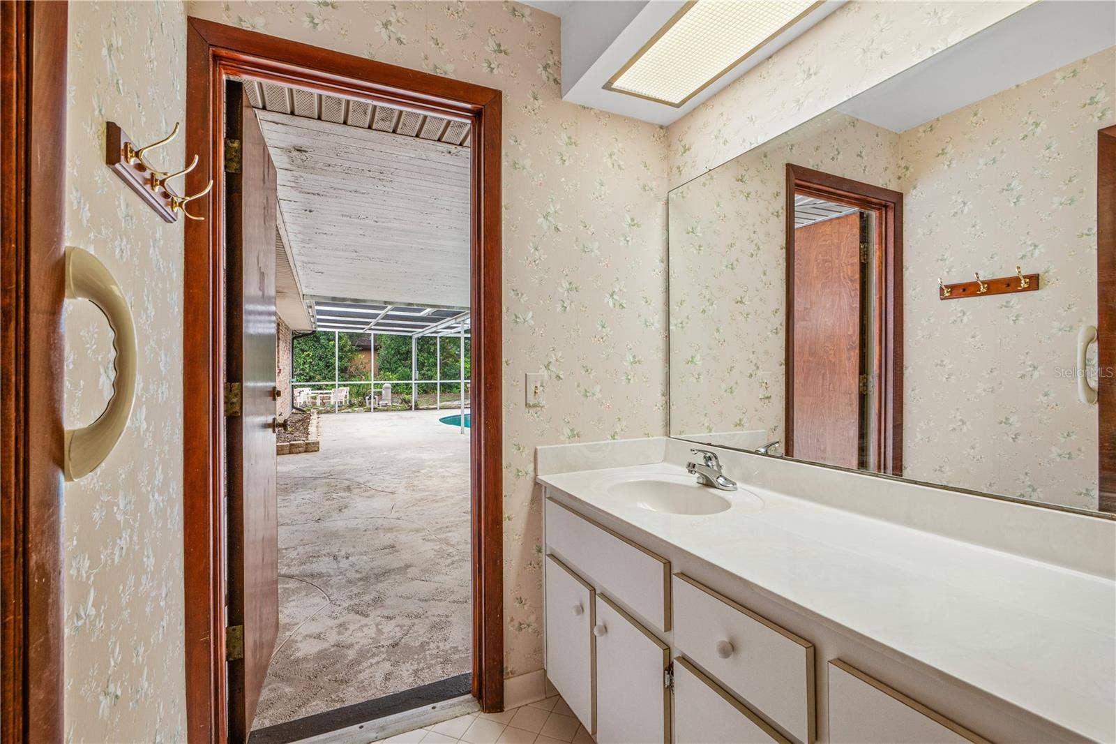 82 S ST ANDREWS DRIVE, Ormond Beach, FL 32174 82 S ST ANDREWS DRIVE, Ormond Beach, FL 32174