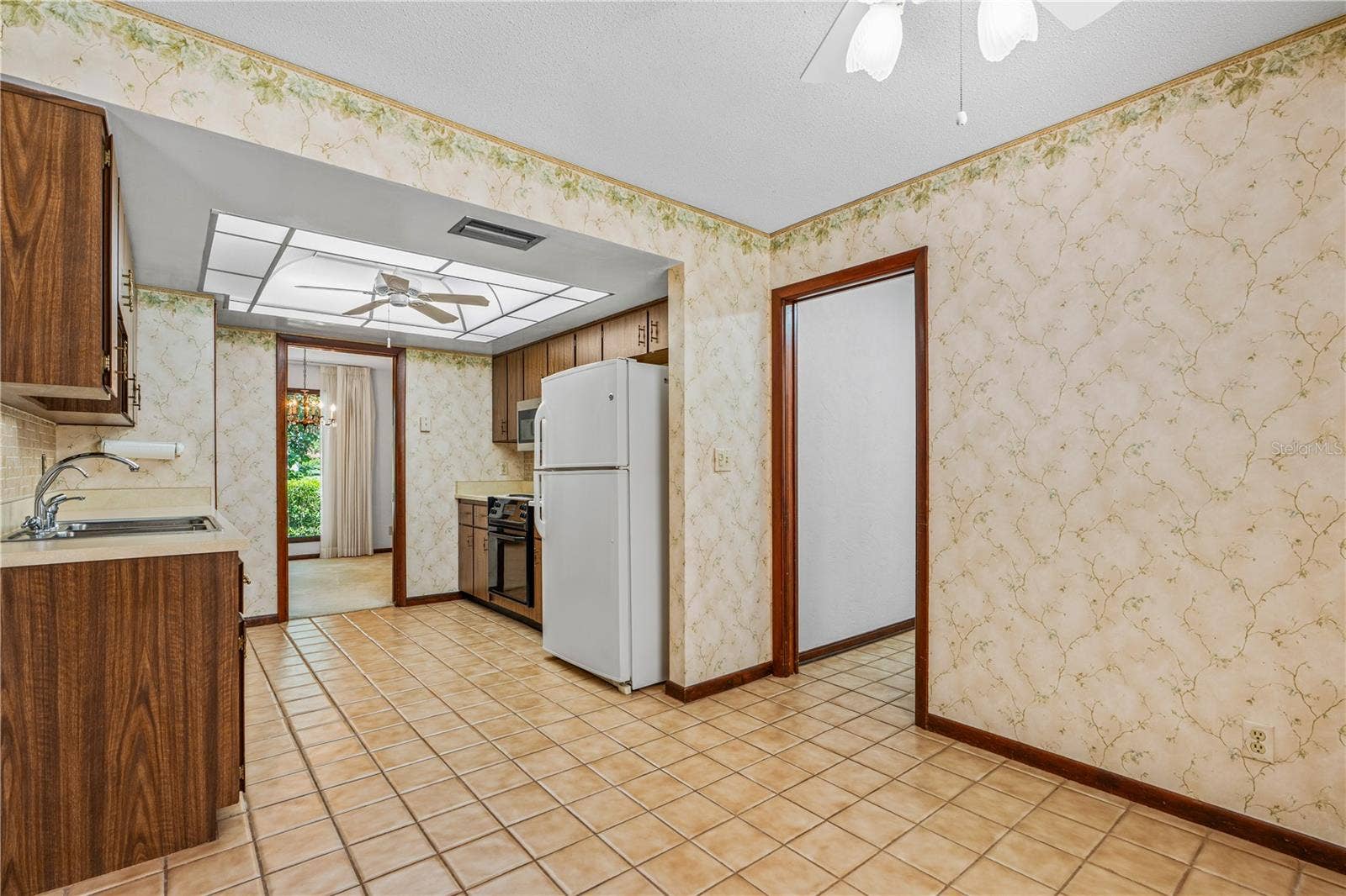 82 S ST ANDREWS DRIVE, Ormond Beach, FL 32174 82 S ST ANDREWS DRIVE, Ormond Beach, FL 32174