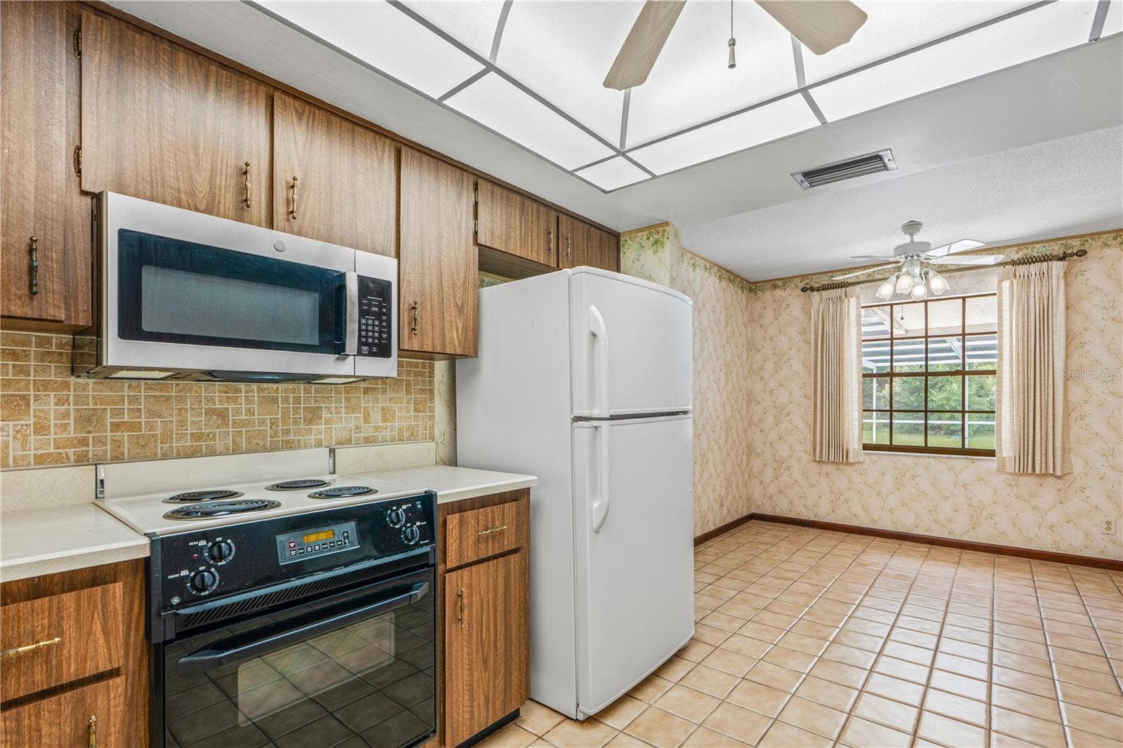 82 S ST ANDREWS DRIVE, Ormond Beach, FL 32174 82 S ST ANDREWS DRIVE, Ormond Beach, FL 32174
