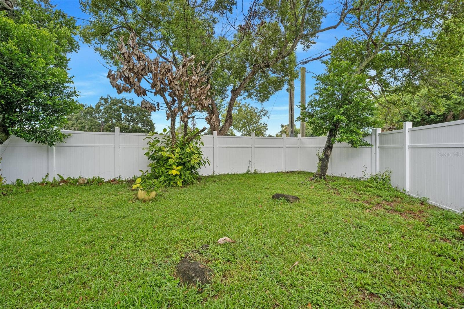 700 KATHERINE STREET, South Daytona, FL 32119 700 KATHERINE STREET, South Daytona, FL 32119