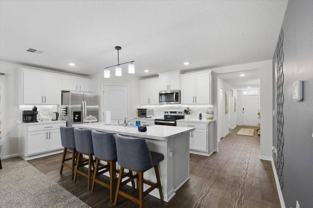 35 PUTTER DRIVE, Palm Coast, FL 32164 35 PUTTER DRIVE, Palm Coast, FL 32164