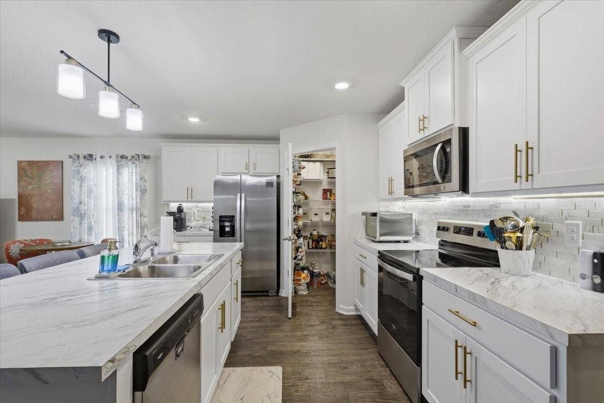 35 PUTTER DRIVE, Palm Coast, FL 32164 35 PUTTER DRIVE, Palm Coast, FL 32164
