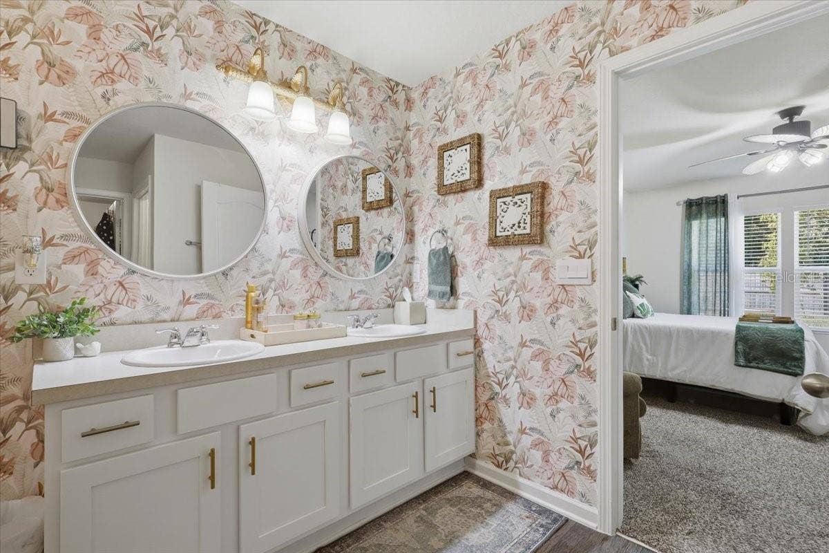 35 PUTTER DRIVE, Palm Coast, FL 32164 35 PUTTER DRIVE, Palm Coast, FL 32164