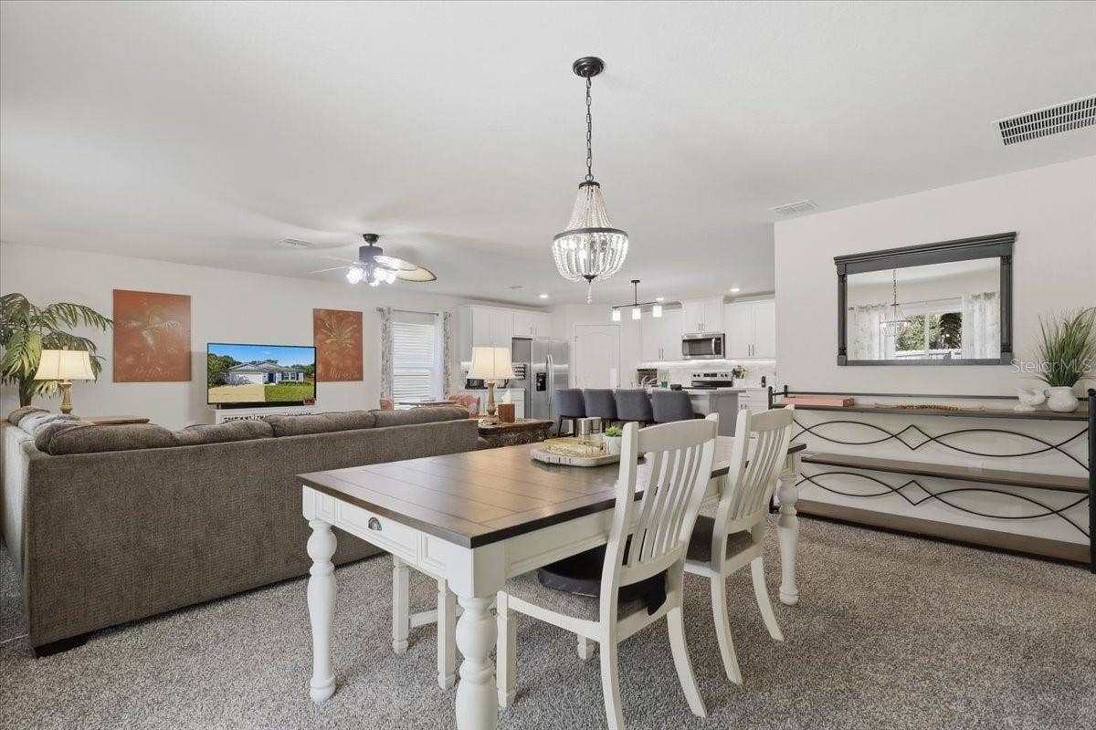 35 PUTTER DRIVE, Palm Coast, FL 32164 35 PUTTER DRIVE, Palm Coast, FL 32164