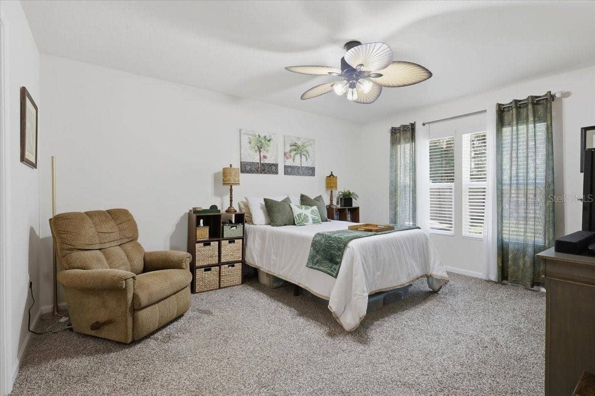 35 PUTTER DRIVE, Palm Coast, FL 32164 35 PUTTER DRIVE, Palm Coast, FL 32164