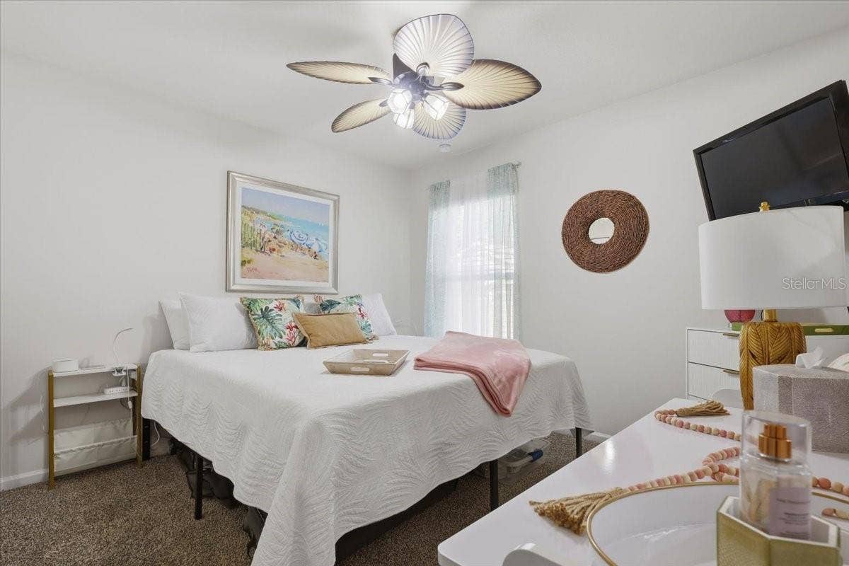 35 PUTTER DRIVE, Palm Coast, FL 32164 35 PUTTER DRIVE, Palm Coast, FL 32164