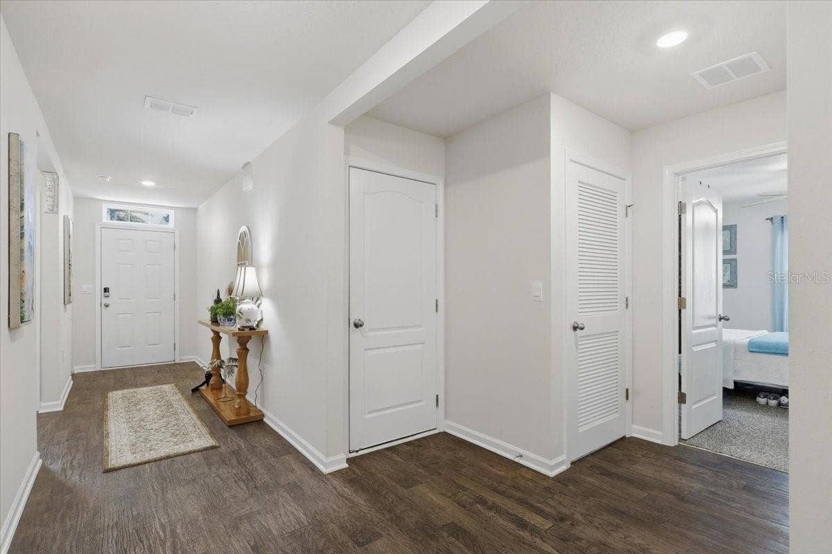 35 PUTTER DRIVE, Palm Coast, FL 32164 35 PUTTER DRIVE, Palm Coast, FL 32164