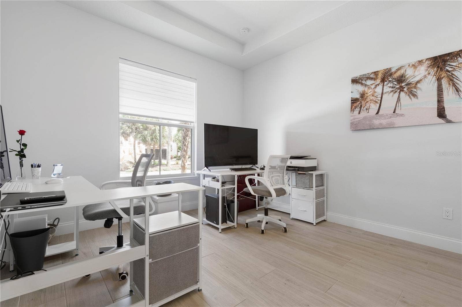 1st floor guest room or study